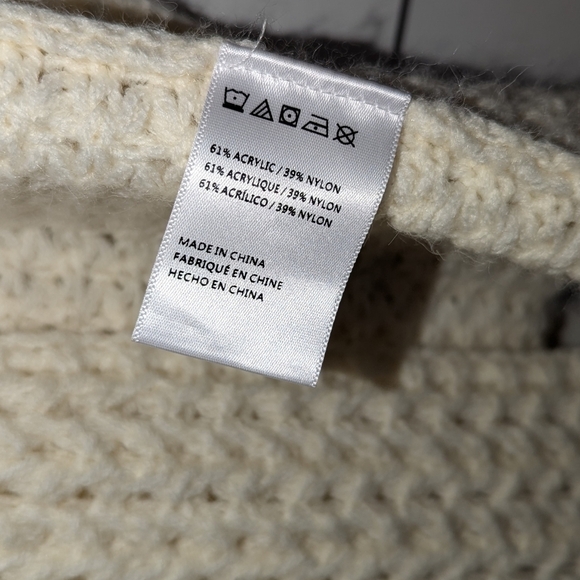 Anthropologie One Size Poncho Ivory Sweater. Anthropologie sweater. - Picture 2 of 5